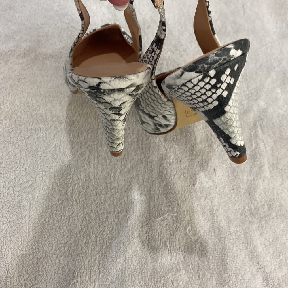 Slings - Picture 3 of 4